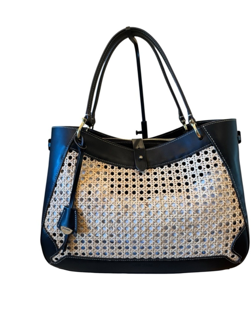 Dooney & Bourke - Alto Vienna Camilla - Caned Wicker, Smooth Leather